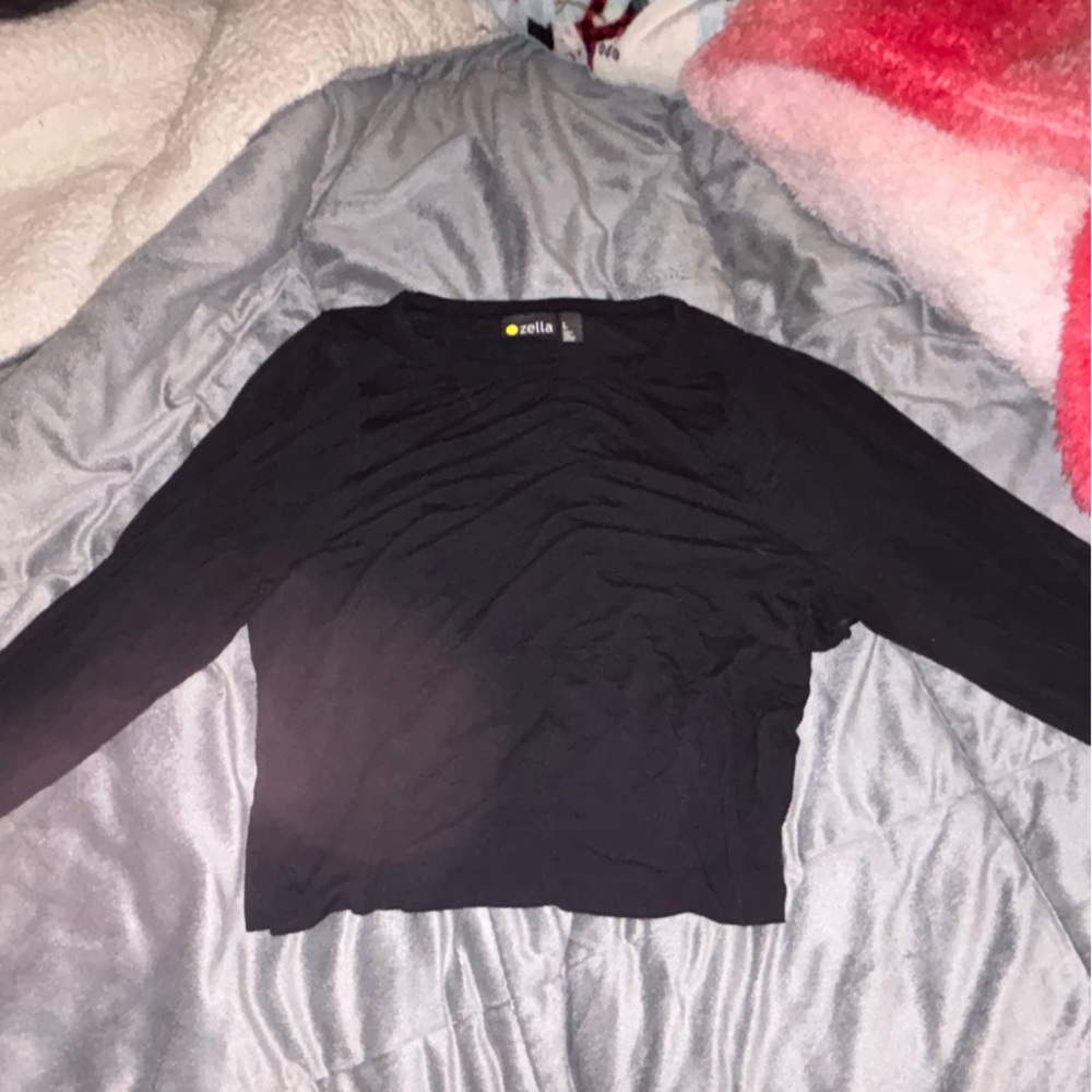 Woman’s L Zella crop